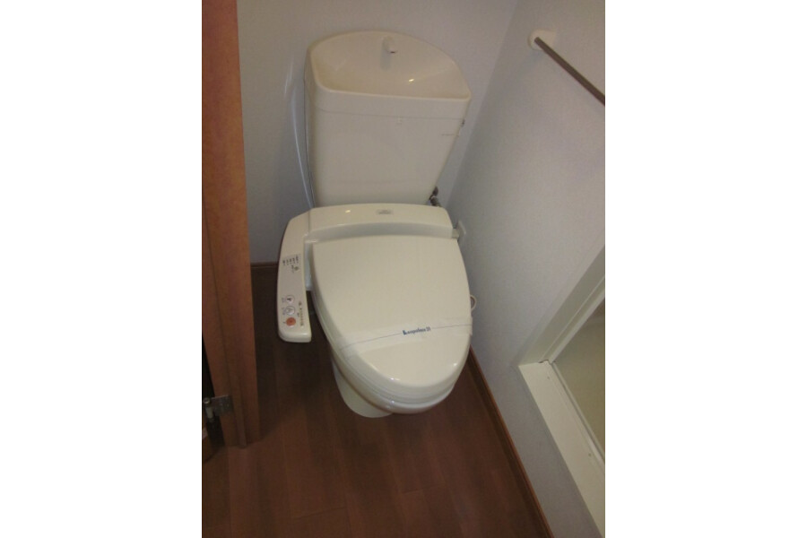 1K Apartment, Japan — image 7