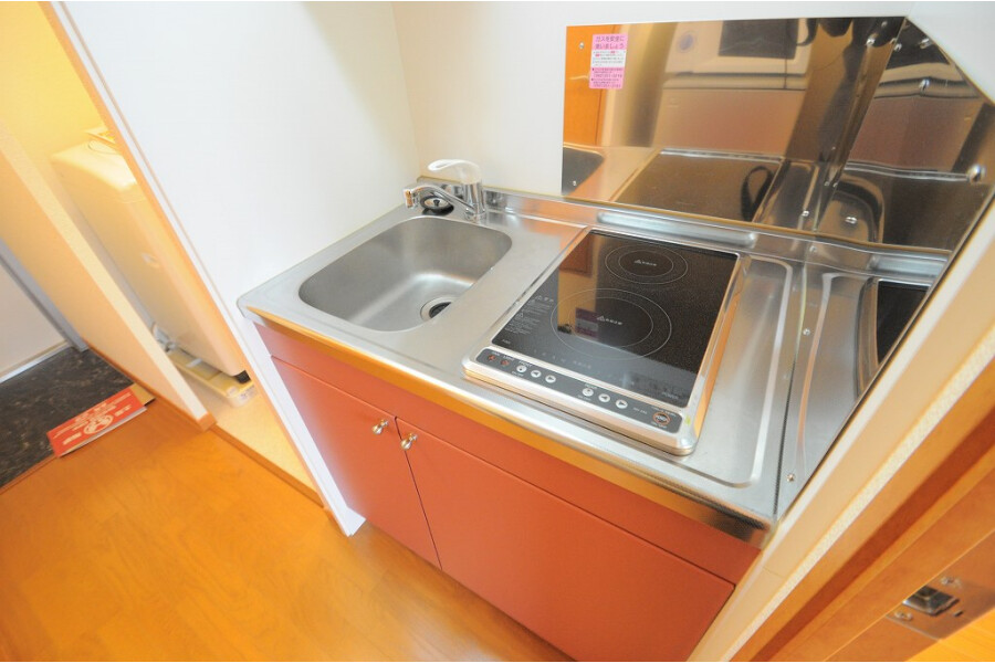 1K Apartment, Japan — image 6