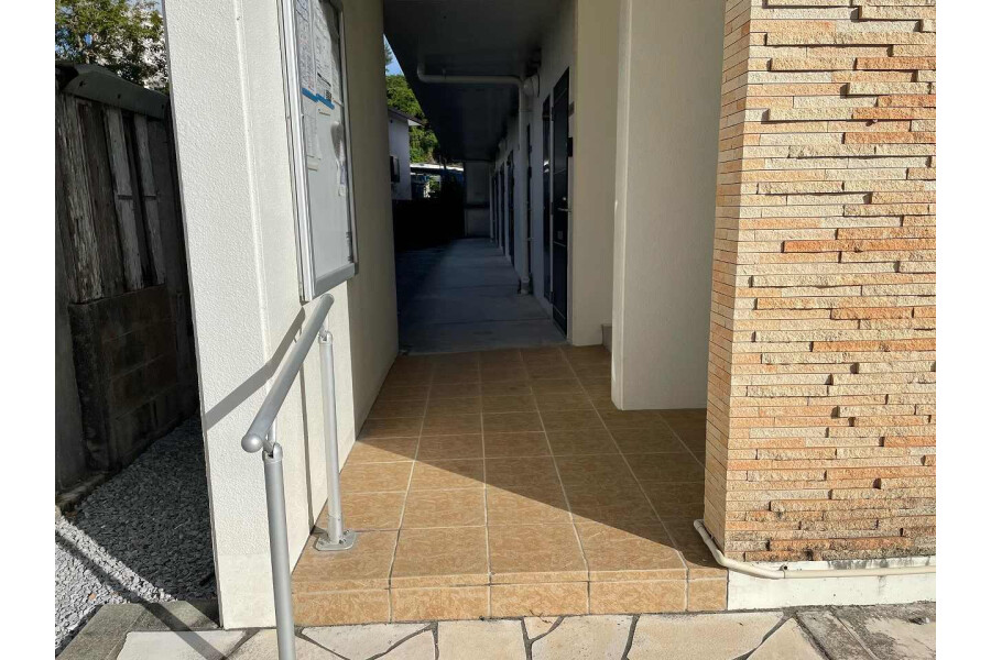 1K Apartment, Japan — image 12