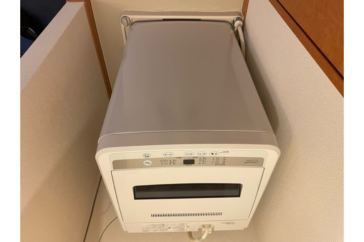 1K Apartment, Japan — image 11