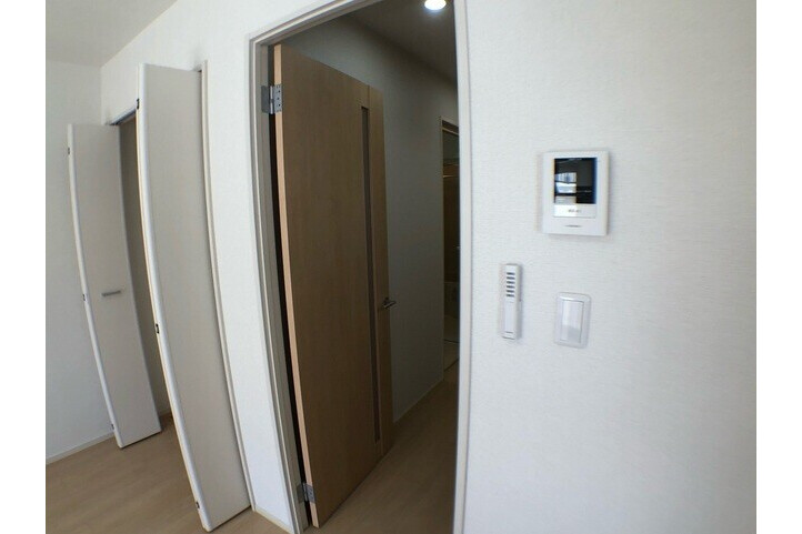 1K Apartment, Japan — image 3