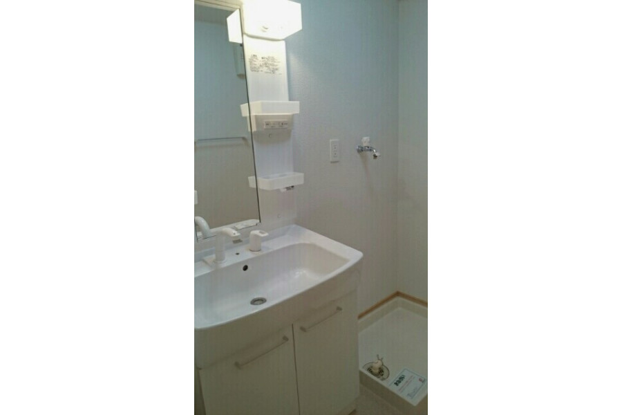 1LDK Apartment, Japan — image 7