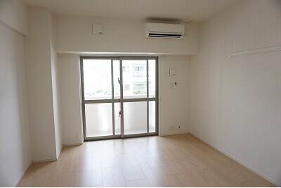 1K Apartment, Japan — image 2
