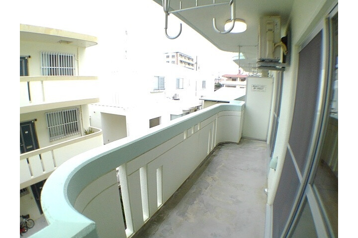 2DK Apartment, Japan — image 12