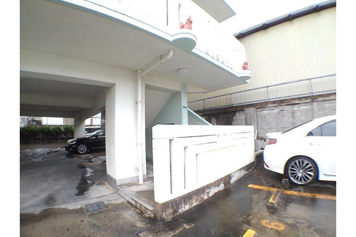 2DK Apartment, Japan — image 13