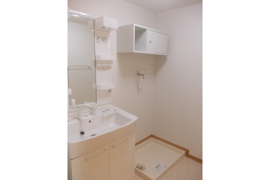 1LDK Apartment, Japan — image 5