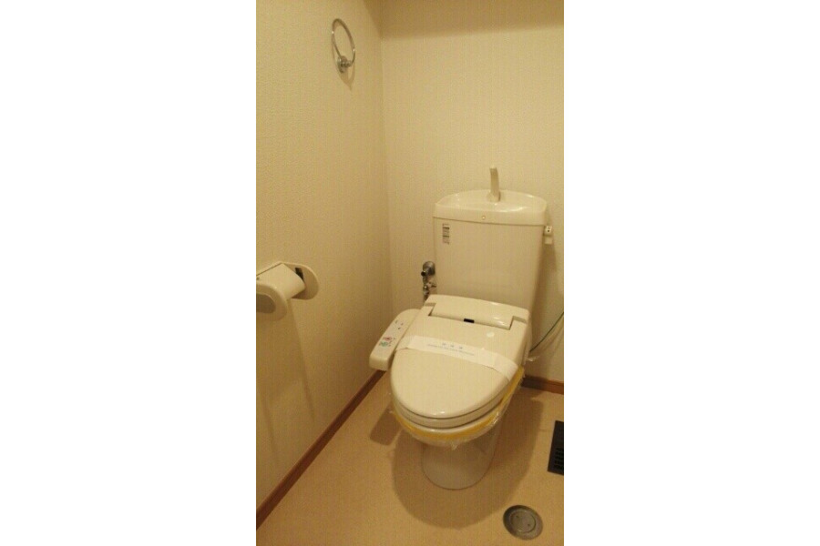 1LDK Apartment, Japan — image 7