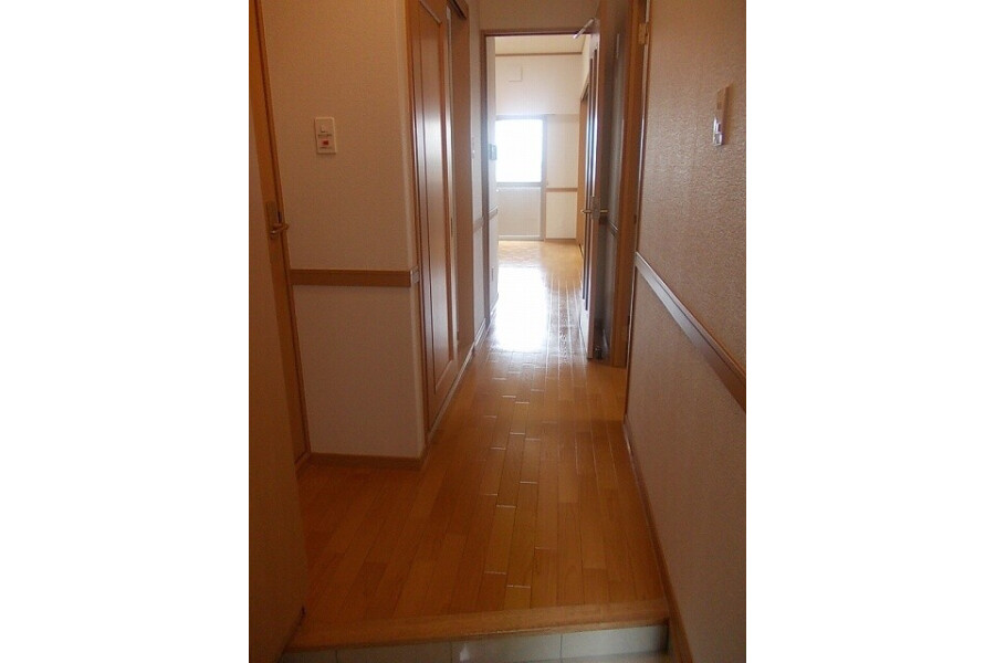 1LDK Apartment, Japan — image 8