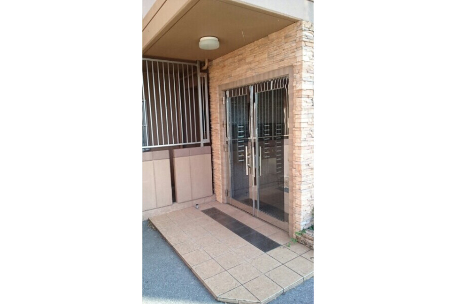 1LDK Apartment, Japan — image 12