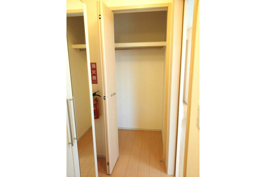 1LDK Apartment, Japan — image 3
