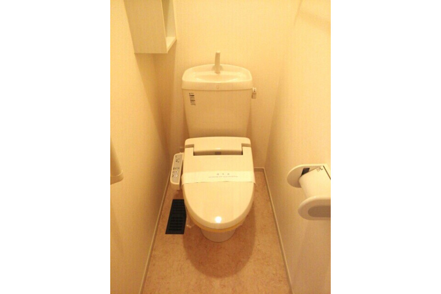 1LDK Apartment, Japan — image 10