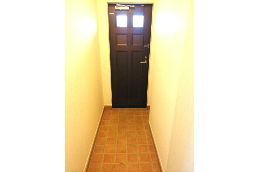 1LDK Apartment, Japan — image 11