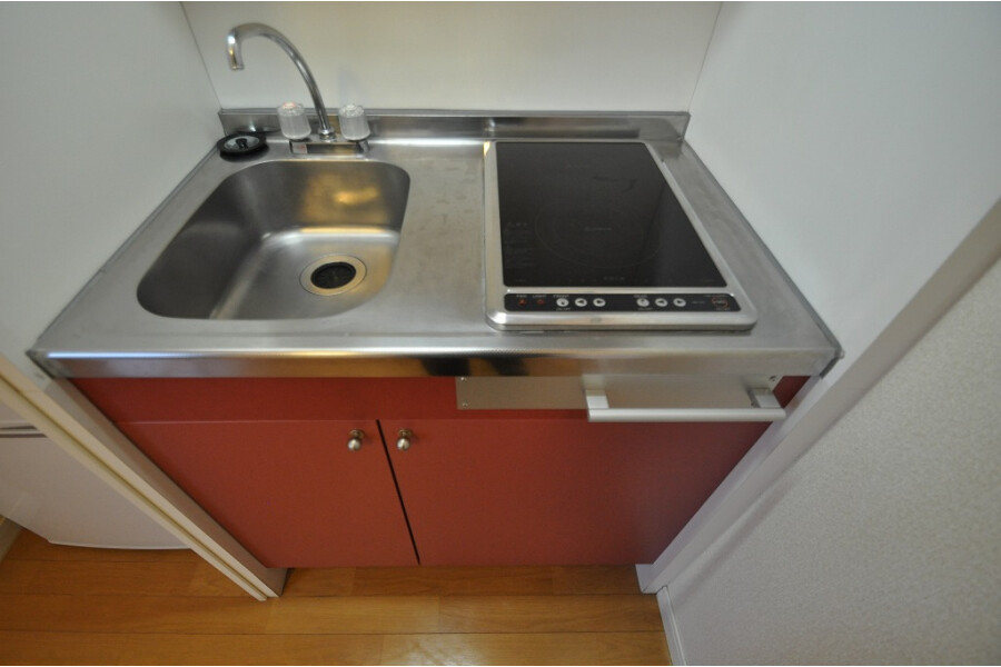 1K Apartment, Japan — image 8