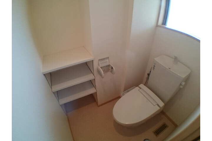 1DK Apartment, Japan — image 10