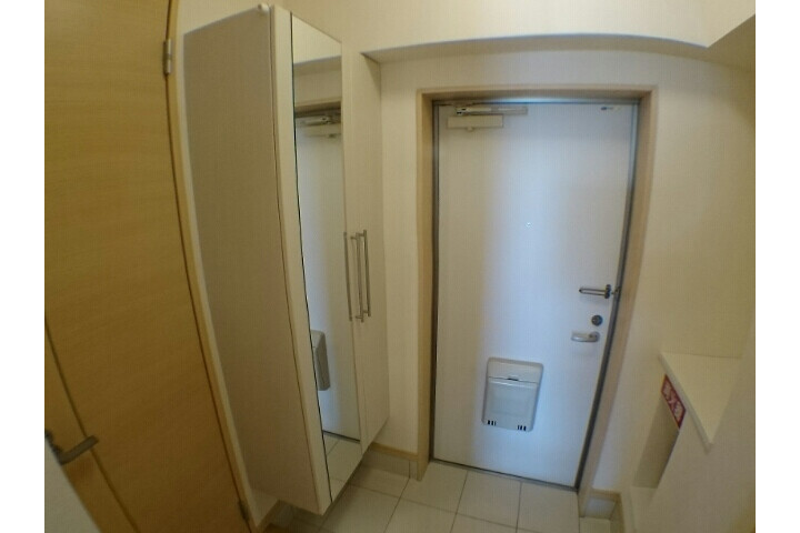 1DK Apartment, Japan — image 11