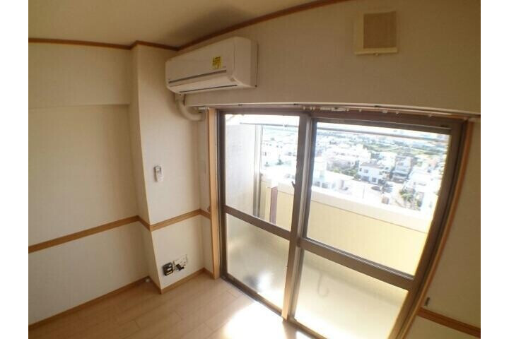 1K Apartment, Japan — image 3