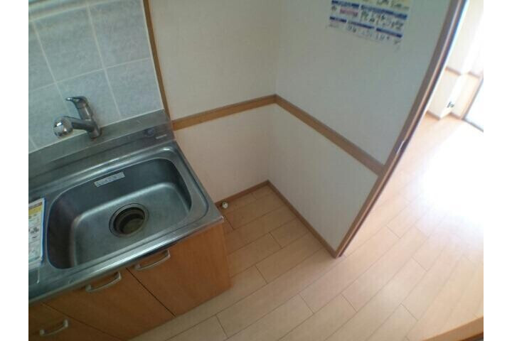 1K Apartment, Japan — image 5