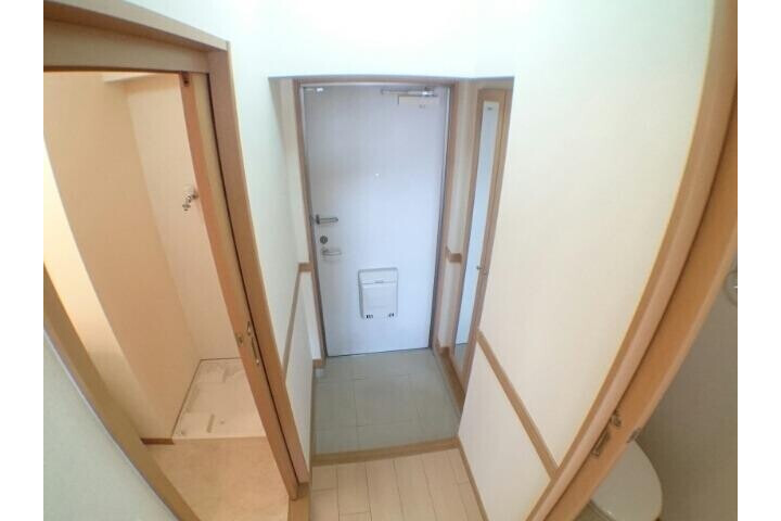 1K Apartment, Japan — image 10