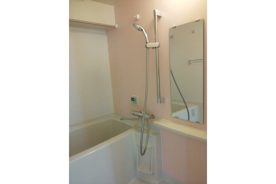 2LDK Apartment, Japan — image 6
