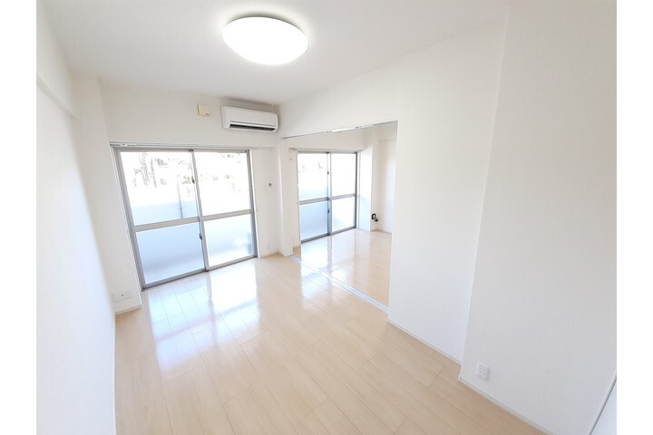 1LDK Apartment, Japan — image 4