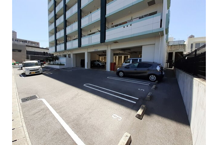 1LDK Apartment, Japan — image 13