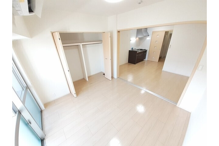 1LDK Apartment, Japan — image 2