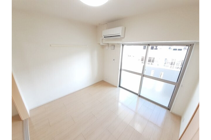 1LDK Apartment, Japan — image 3