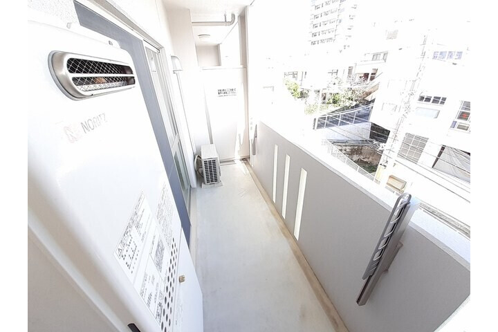1LDK Apartment, Japan — image 12