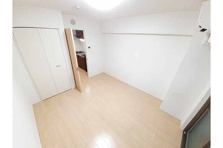 1K Apartment, Japan — image 3