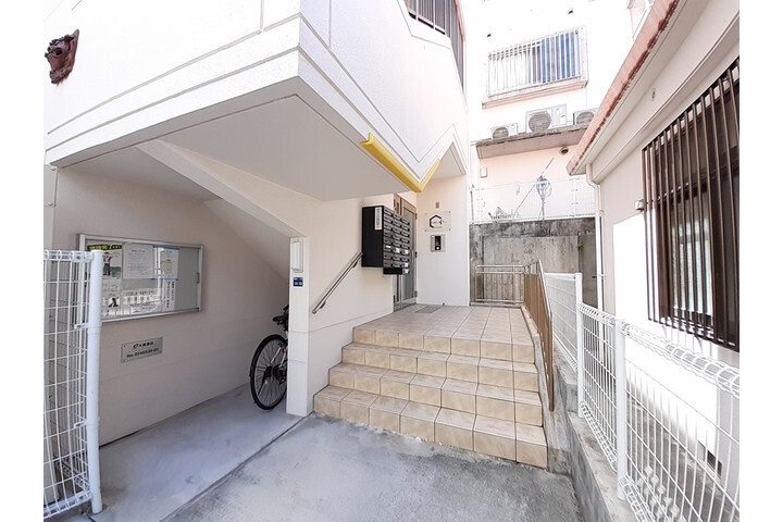 1K Apartment, Japan — image 13