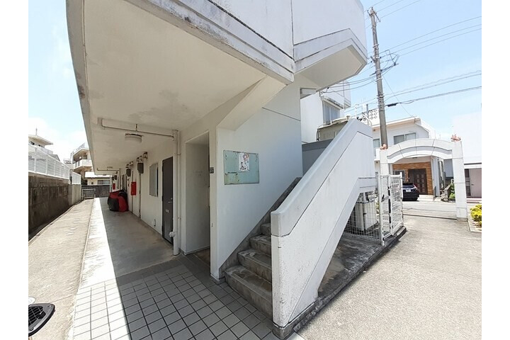 2DK Apartment, Japan — image 13