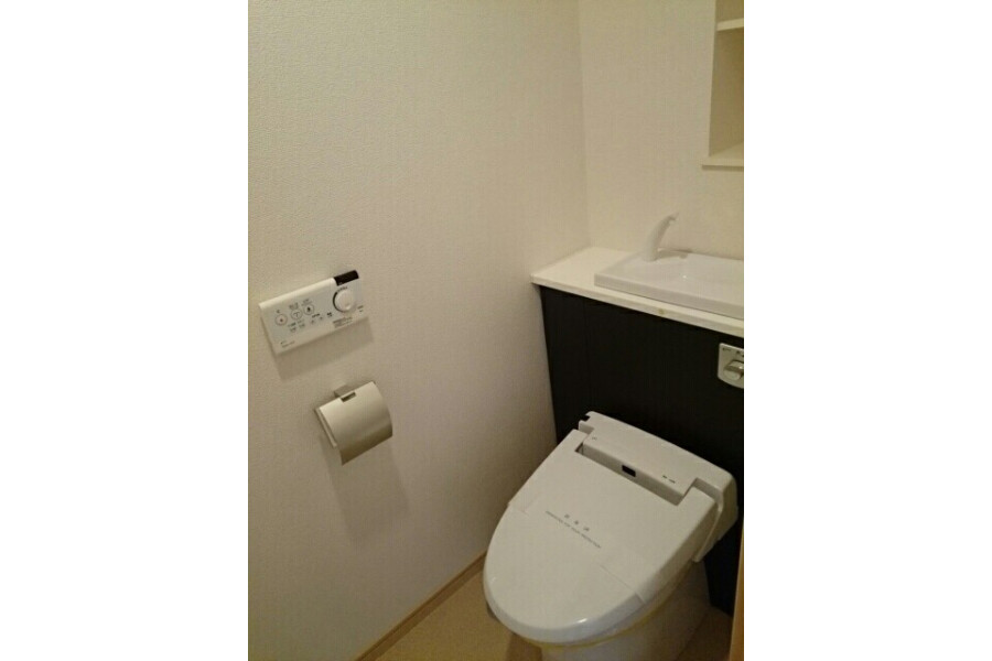 1DK Apartment, Japan — image 8