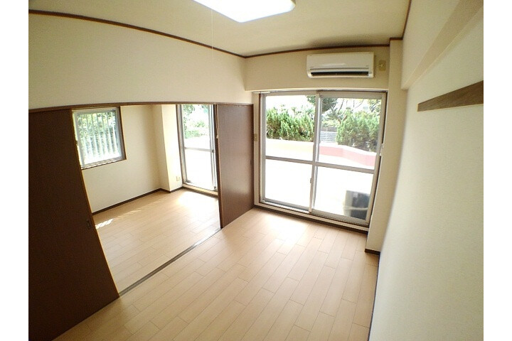 1LDK Apartment, Japan — image 2