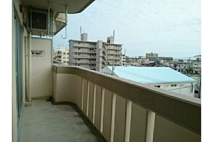 2LDK Apartment, Japan — image 10