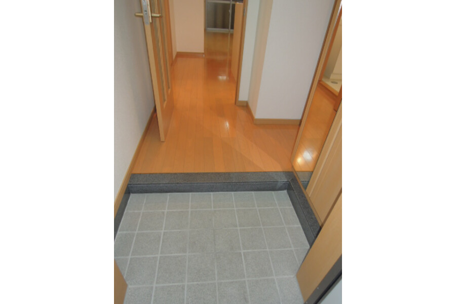 1LDK Apartment, Japan — image 10