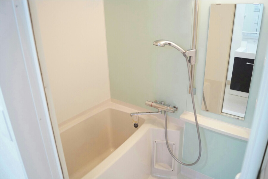 1LDK Apartment, Japan — image 6