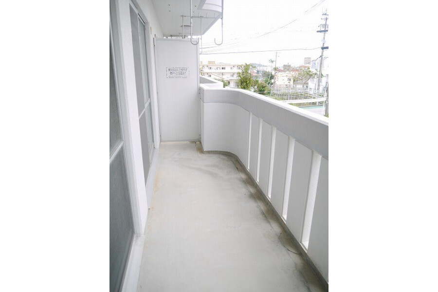 2LDK Apartment, Japan — image 11