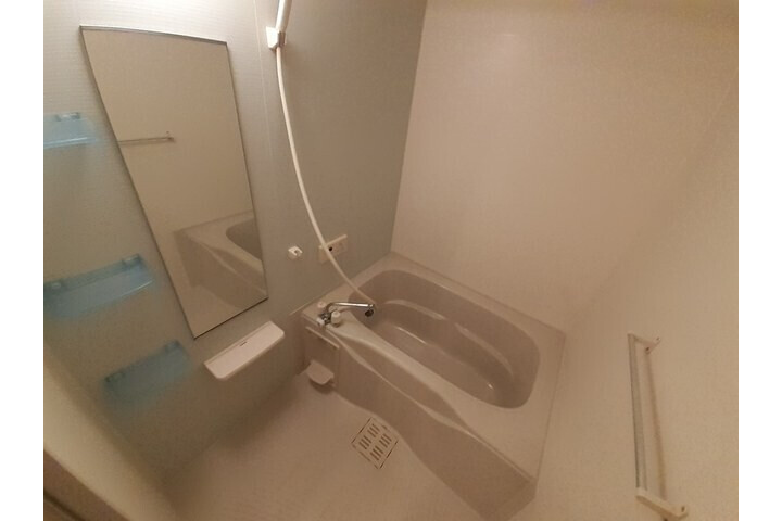 2LDK Apartment, Japan — image 9