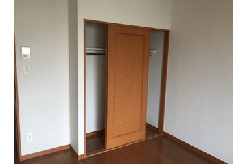 1K Apartment, Japan — image 5