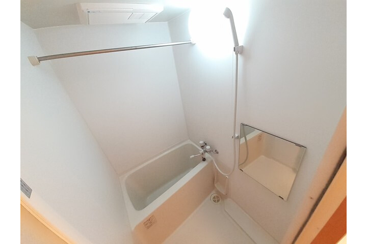 1R Apartment, Japan — image 8