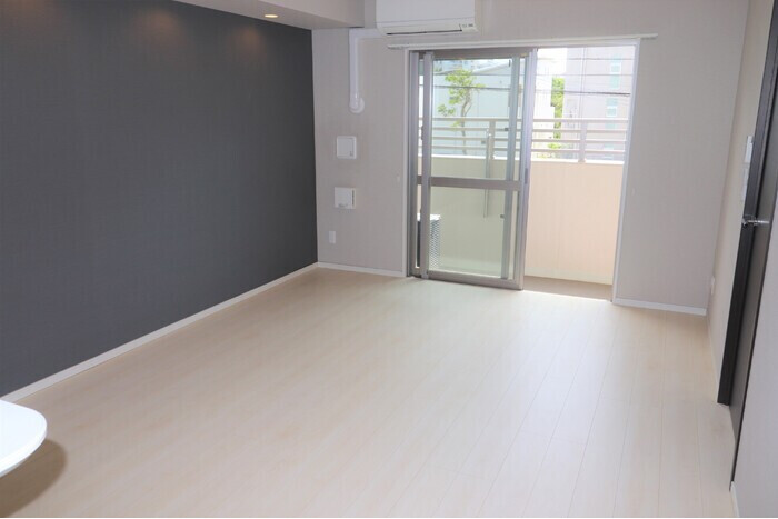 2LDK Apartment, Japan — image 4