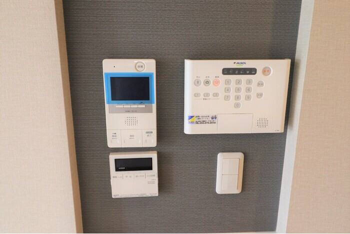 2LDK Apartment, Japan — image 6