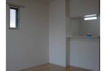 2LDK Apartment, Japan — image 5
