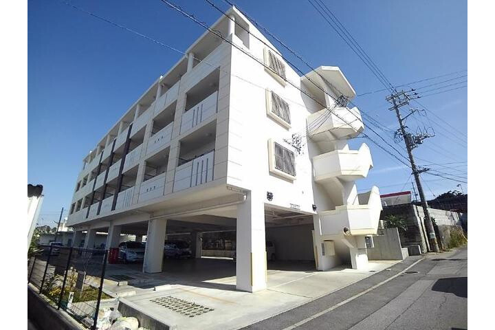 1R Apartment, Japan