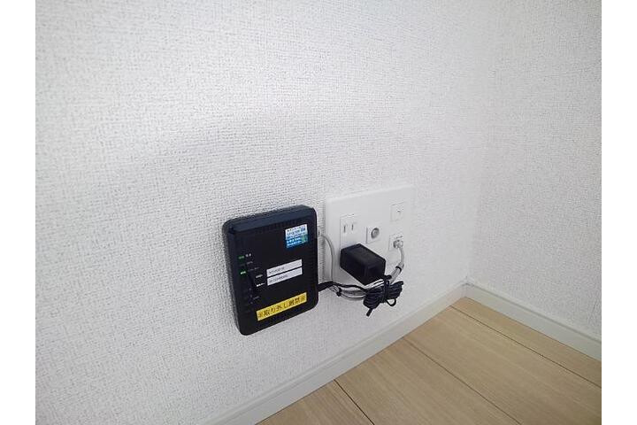 1R Apartment, Japan — image 5