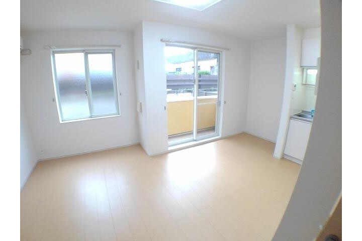 1LDK Apartment, Japan — image 2