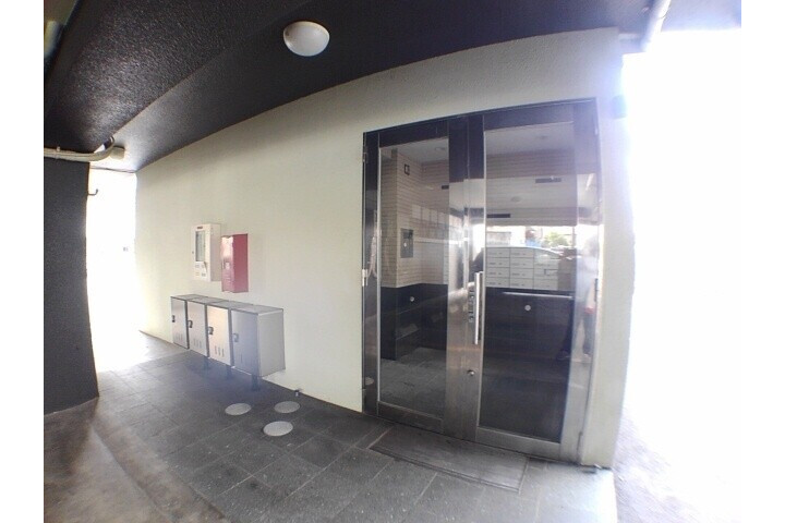 1LDK Apartment, Japan — image 12