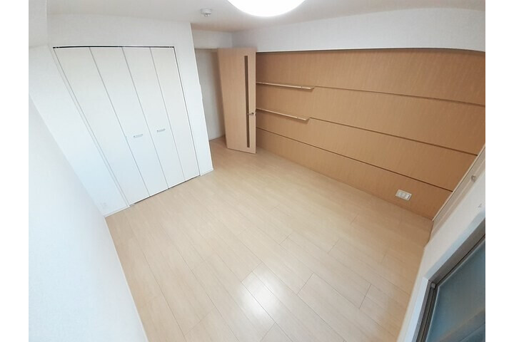 1K Apartment, Japan — image 2