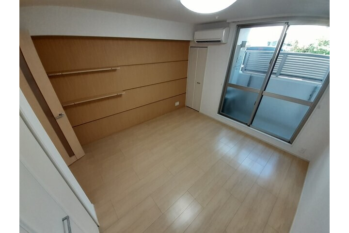 1K Apartment, Japan — image 3