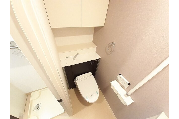 1K Apartment, Japan — image 10